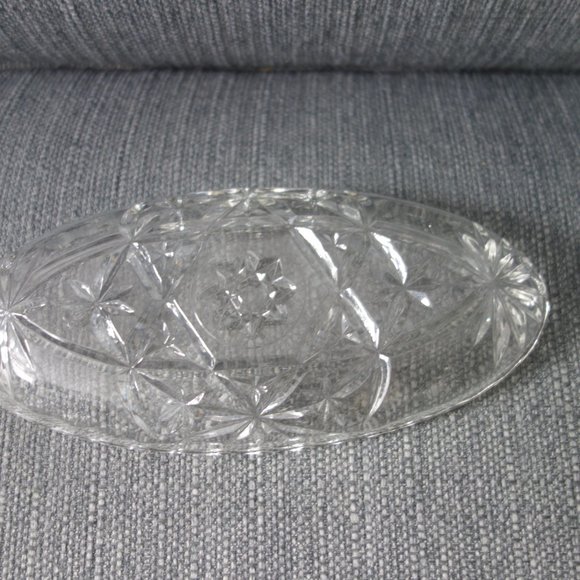 Fancy Glass Condiment Dish - Picture 3 of 7